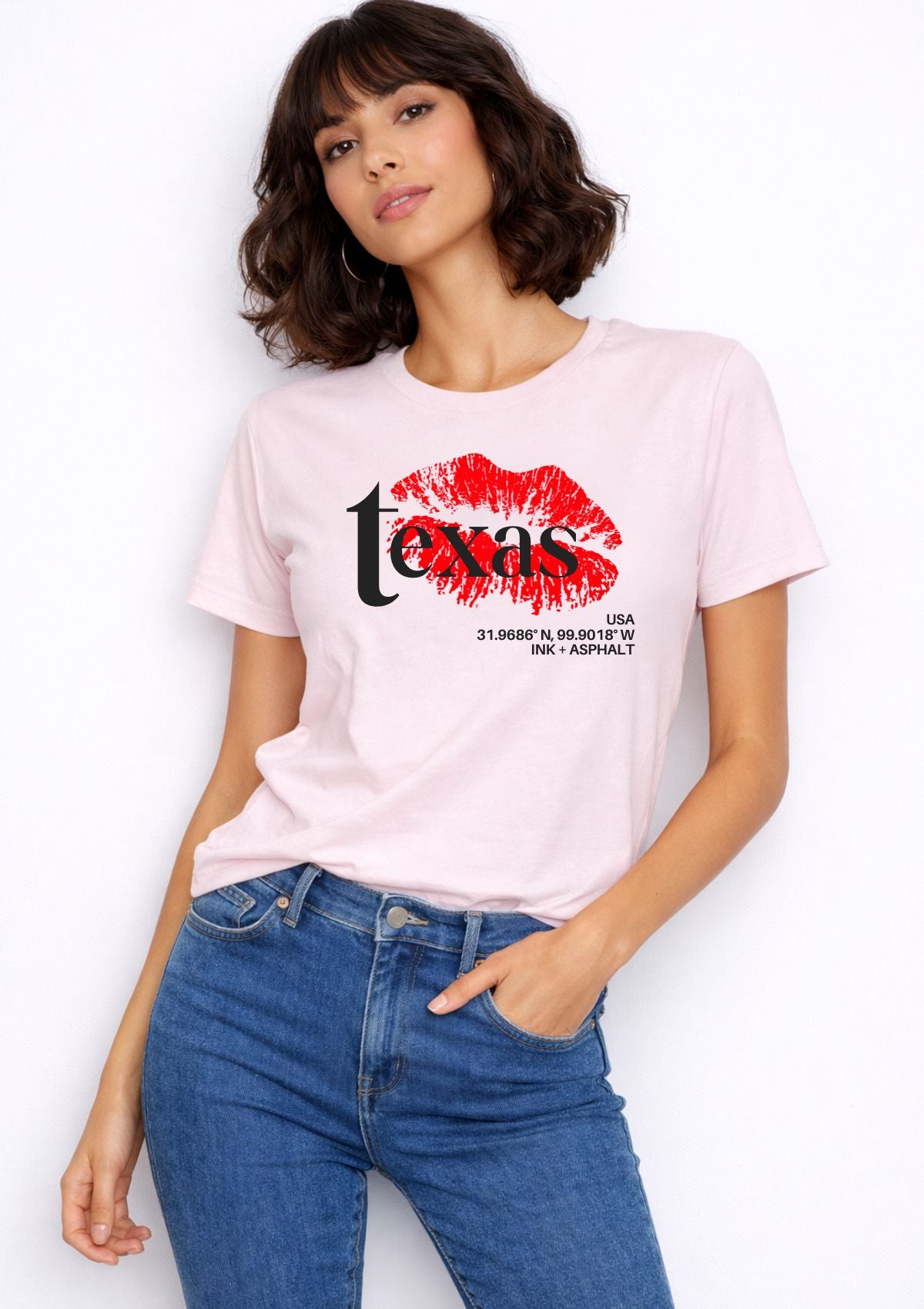 Texas Smooch™ Graphic T-Shirt | Coordinates Travel Tee